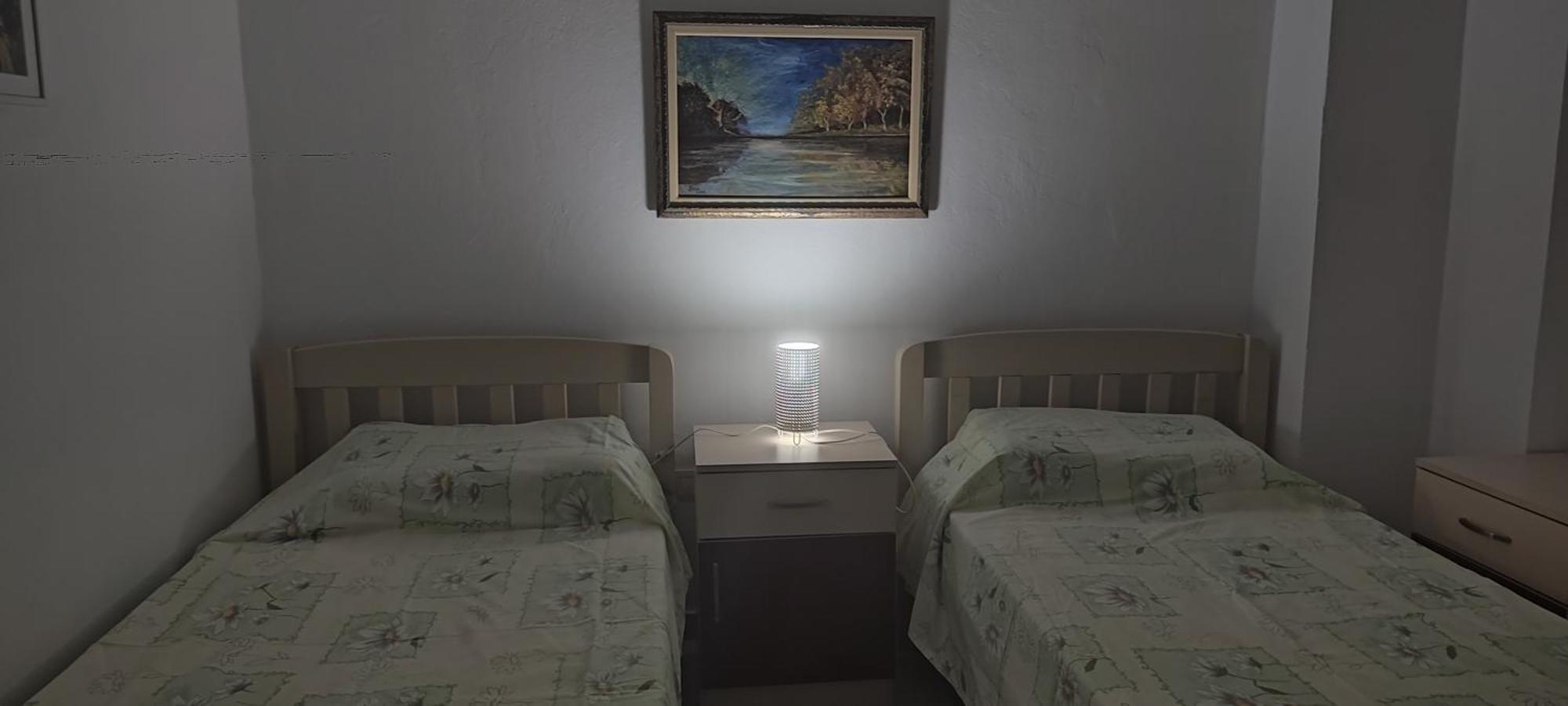 Sea Breeze Apartment Bougainville Bay ساراندا المظهر الخارجي الصورة
